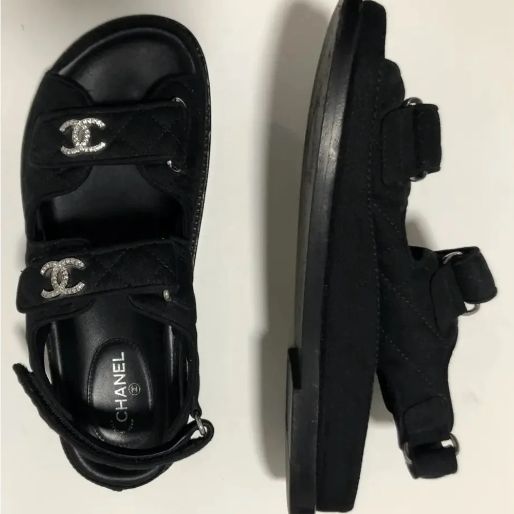 CHANEL Black Quilted Logo Dad Sandals – Size 7 – 100% Authentic - Picture 4 of 5